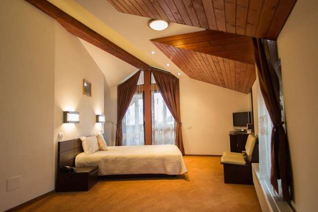 Гостевой дом Pension Casa Sara Буштени-8
